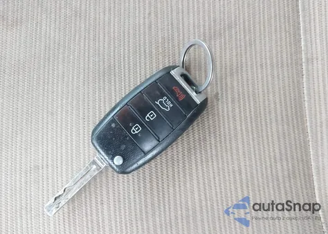 2015 Kia Sedona Lx z USA, uszkodzony, nr VIN KNDMB5C1XF6052786